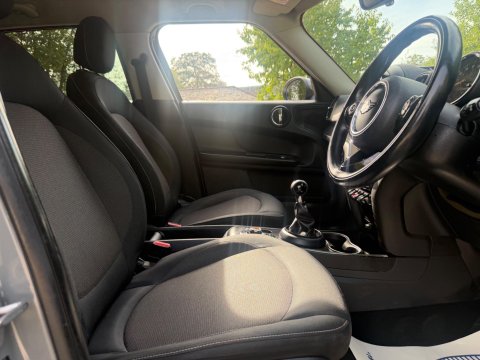 Mini Countryman 2.0 Cooper D Euro 6 (s/s) 5dr 17