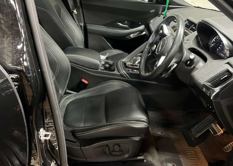 Jaguar E-Pace 1.5 P300e 11.5kWh R-Dynamic Black SUV 5dr Petrol Plug-in Hybrid Auto AWD Eu 11