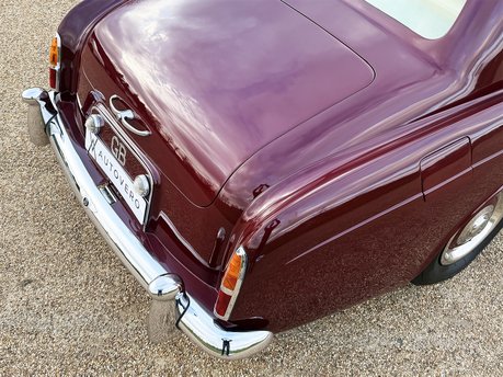 Bentley S1 Continental Mulliner Flying Spur 23