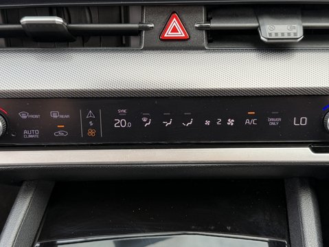 Kia Sportage 1.6T GDi HEV 4 5dr Auto 26