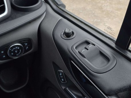 Ford Transit Custom 2.0 300 EcoBlue Limited Panel Van 5dr Diesel Auto L1 H1 Euro 6 (s/s) (130 p 18
