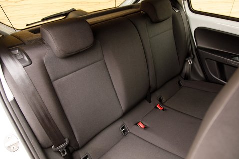 Volkswagen Up BLACK EDITION 23