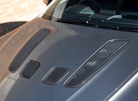 Aston Martin V12 Vantage S 27