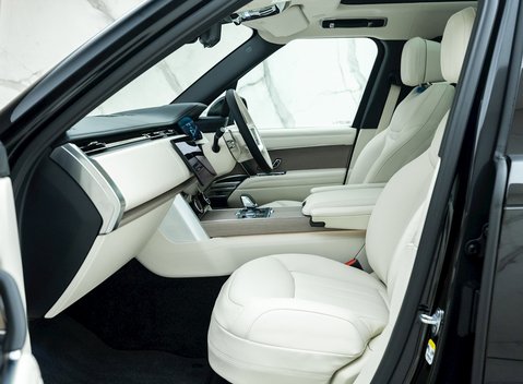 Land Rover Range Rover P510e First Edition 15