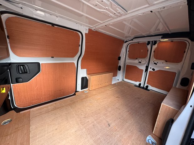 Peugeot Expert XLWB L3H1 Low Roof Professional Premium 2900 Air Con EURO 6 11