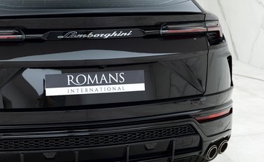 Lamborghini Urus 25