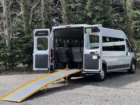 Peugeot Boxer 440 L4H2 LIGHTWEIGHT NON-D1 MINIBUS 17SEATS w FULL WIDTH RAMP. E6 2