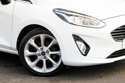 Ford Fiesta TITANIUM 11