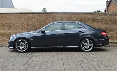 Mercedes-Benz E Class AMG 5