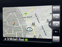 Toyota C-HR 1.8 C-HR-Dynamic HEV CVT 5dr 36