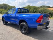 Toyota Hilux Active 4WD D-4D ECB Pickup 6