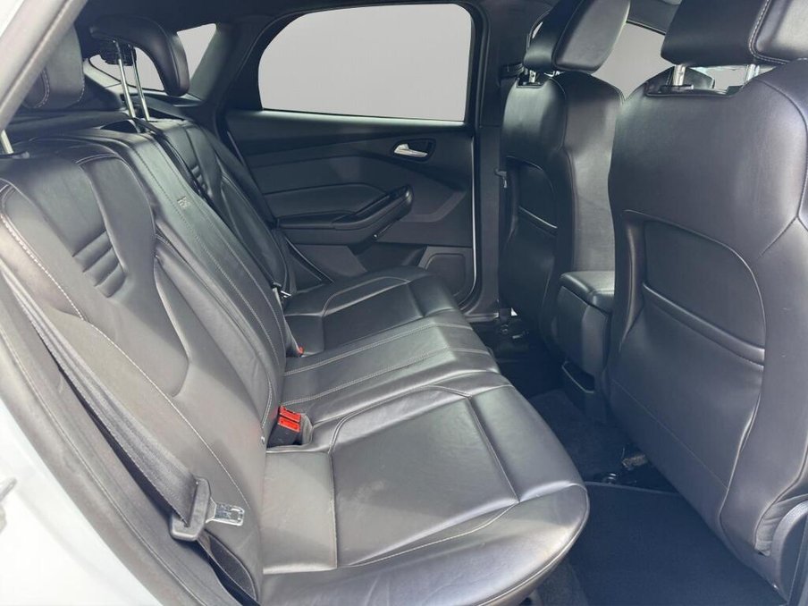 2017 Ford Focus — image 46