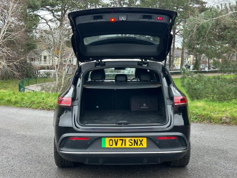 Mercedes-Benz EQC EQC 400 80kWh AMG Line (Premium Plus) Auto 4MATIC 5dr 13