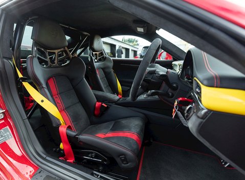 Porsche 911 (991.2) GT3 13