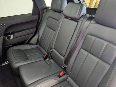 Land Rover Range Rover Sport 2.0 Range Rover Sport HSE Dynamic Black P400e Auto 4WD 5dr 38