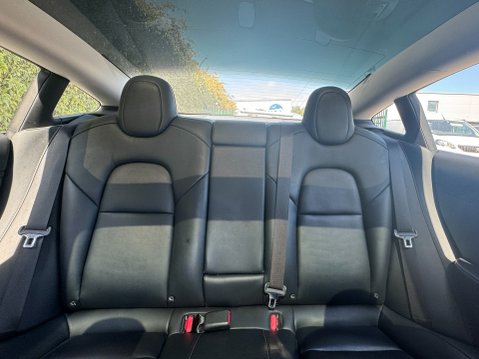 Tesla Model 3 (Dual Motor) Performance Saloon 4dr Electric Auto 4WDE (Performance Upgrade 9