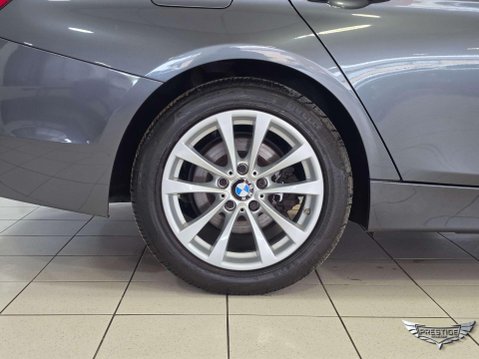 BMW 3 Series 2.0 320i SE Euro 6 (s/s) 4dr 17