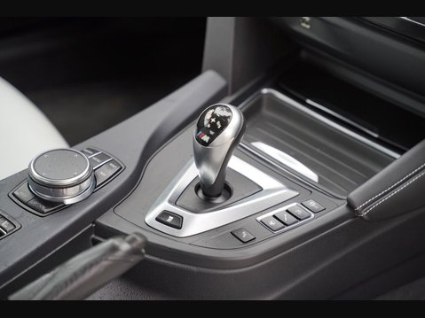 BMW M4 3.0 BiTurbo Competition DCT Euro 6 (s/s) 2dr 38
