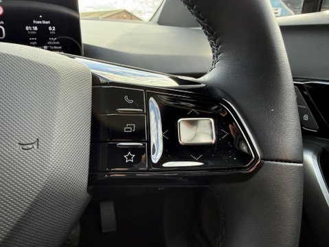 MG MG4 64kWh Trophy Long Range Hatchback 5dr Electric Auto (203 ps) 32