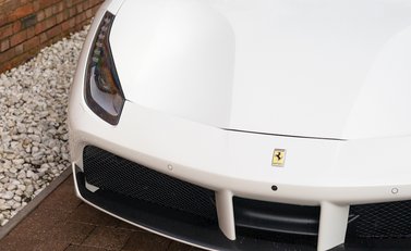 Ferrari 488 GTB 22