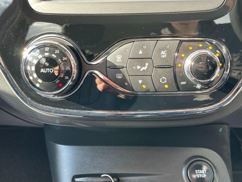 Renault Captur 1.5 dCi ENERGY Dynamique MediaNav Euro 5 (s/s) 5dr 29