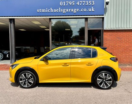 Peugeot 208 1.2 208 GT Line PureTech S/S 5dr 11
