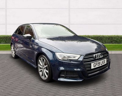 Audi A3 1.5 A3 Sportback 35 TFSI Black Edition Semi-Auto 5dr