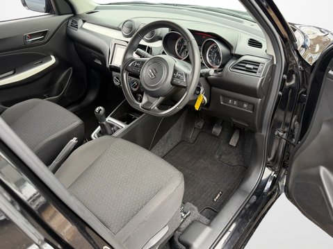 Suzuki Swift 1.2 Dualjet 83 12V Hybrid SZ-L 5dr 21