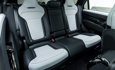 Land Rover Range Rover Sport P635 SV EDITION ONE 14