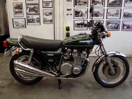 Kawasaki Z900 A4