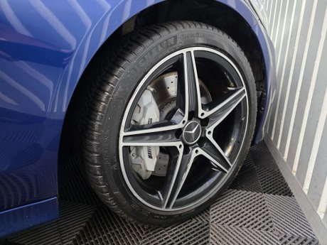 Mercedes-Benz C Class 3.0 C43 V6 AMG (Premium) Saloon 4dr Petrol G-Tronic+ 4MATIC Euro 6 (s/s) (3 27