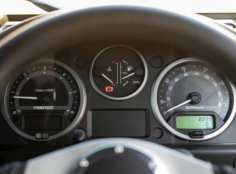 Land Rover Defender 110 XS Classic Series I 17