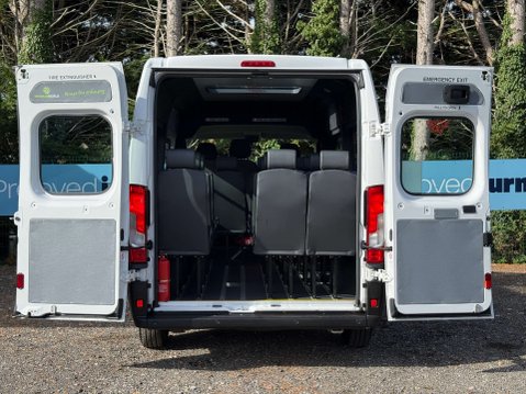 Vauxhall Movano 2.2 CDTi 3500 BiTurbo 15-seat Minibus 5dr Diesel Manual FWD L2 H2 Euro 6 (s 15