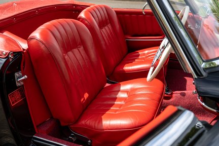 Mercedes-Benz SL 190SL CONCOURS RESTORED 19