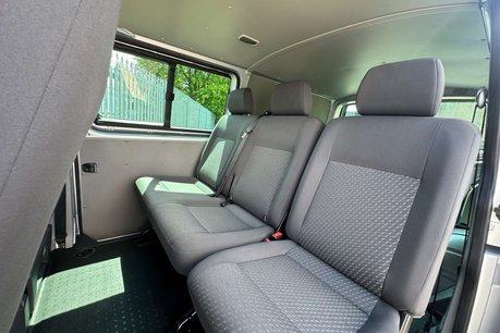 Volkswagen Transporter 2.0 BiTDI T32 Highline Kombi 4dr Diesel DSG 4MOTION L1 H1 (226 g/km, 178 bh 22
