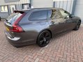 Volvo V90 2.0 B5 MHEV R-Design Auto Euro 6 (s/s) 5dr 53