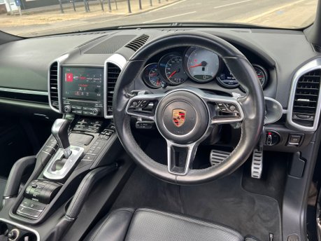 Porsche Cayenne DIESEL 4.2 V8 S TIPTRONIC S 11