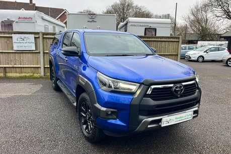 Toyota Hilux 2.8 INVINCIBLE X 4WD D-4D DCB AUTOMATIC