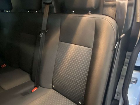 Ford Transit Custom 2.0 Transit Custom 300 Trend EcoBlue 23
