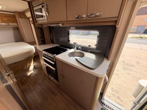 Swift Kon-Tiki KON-TIKI 669 HIGH (3axle) 11