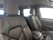 Porsche Cayenne 3.0 Cayenne V6 D Tiptronic S 4WD 5dr 31