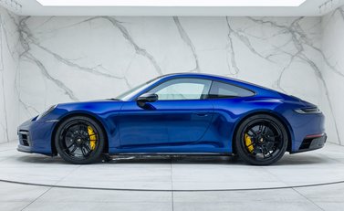 Porsche 911 Carrera GTS (992) 2
