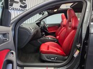 Audi RS4 4.2 FSI V8 Estate 5dr Petrol S Tronic quattro Euro 5 (450 ps) 25