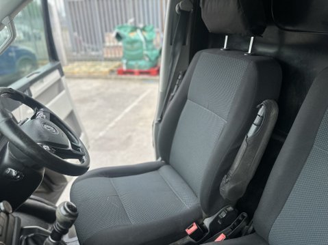 Volkswagen Transporter T6 TDI HIGHLINE BLACK FSH DAY VAN CAMPERVAN READY 17