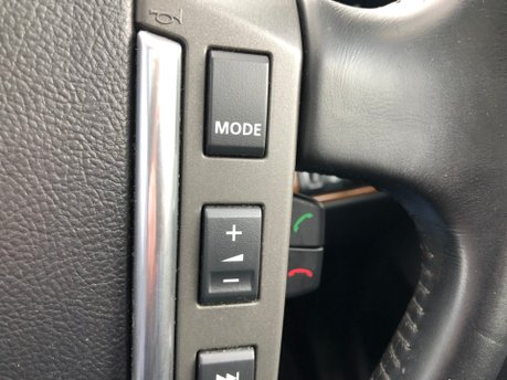 Land Rover Freelander SOLD 2.2 TD4 HSE automatic Epsom Green, good history, towbar heated seats 26