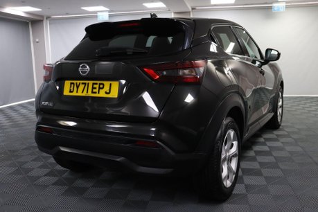 Nissan Juke DIG-T N-CONNECTA DCT 11