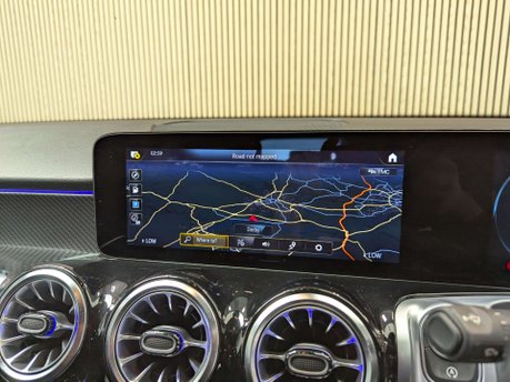 Mercedes-Benz GLB 2.0 GLB 200 AMG Line Premium D 4Matic Auto 4WD 5dr 73