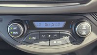 Toyota Yaris 1.5 VVT-h Icon Hatchback 5dr Petrol Hybrid E-CVT Euro 6 (101 ps) 26