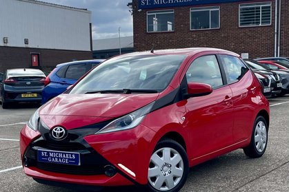Toyota Aygo 1.0 Aygo X-Play VVT-i 5dr