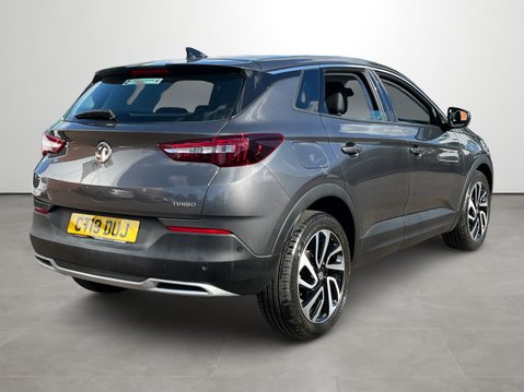 Vauxhall Grandland X 1.2 Turbo Elite Nav 5dr 8